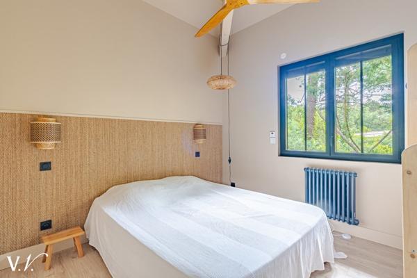 Maison à vendre 1 766 050 € Lège-Cap-Ferret 6 p 136 m² DPE C