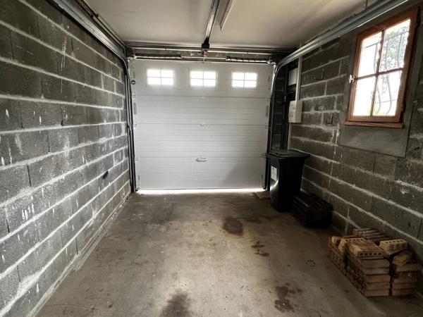 Pavillon de plain-pied avec deux chambres, situé aux abords de Bellac
