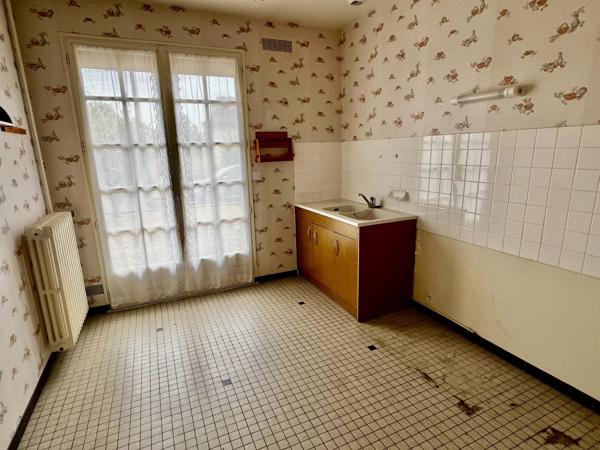 Pavillon de plain-pied avec deux chambres, situé aux abords de Bellac