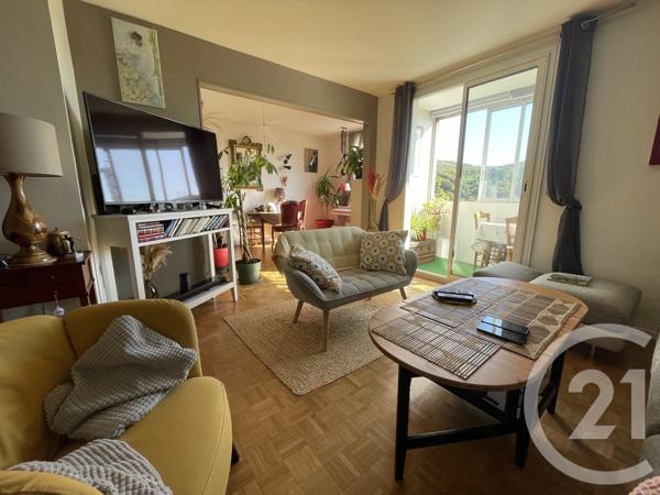 Appartement T4 à vendre  3 pièces - 72,75 m 2   MARSEILLE  - 13015