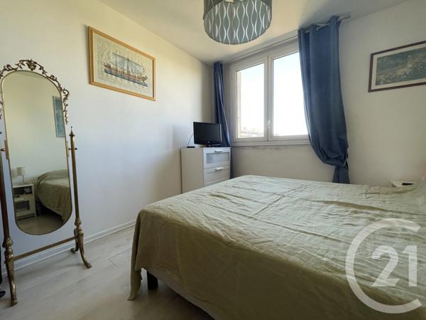 Appartement T4 à vendre  3 pièces - 72,75 m 2   MARSEILLE  - 13015