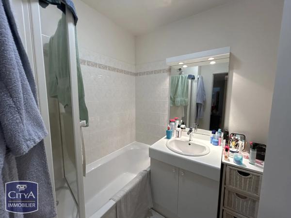 Appartement à vendre 3 pièces 64m² Laval (53000)