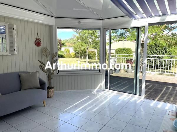 Vente                                                      Maison
                        
                     6 pièces                      142 m2                     à Nueil-les-Aubiers