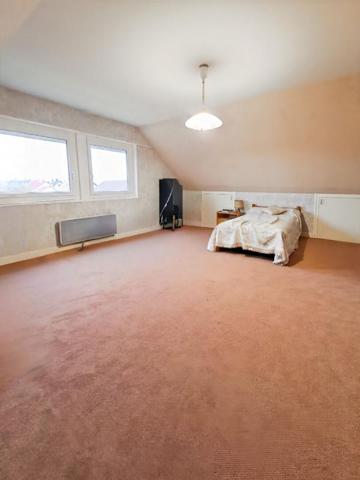 Maison familiale à Sarry 8 pièce(s) 180 m2