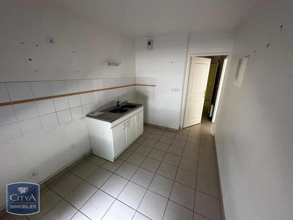 Appartement à louer 3 pièces 70.34m² Tours (37000)