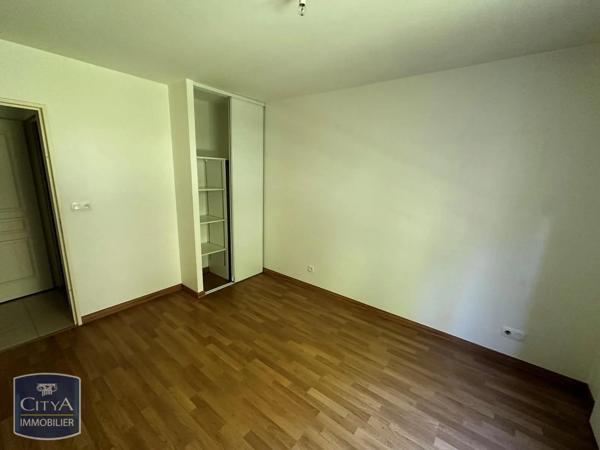 Appartement à louer 3 pièces 70.34m² Tours (37000)