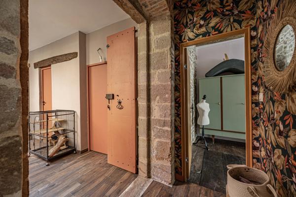 Magnifique propriété rénovée de 3 chambres au cœur de la ville médiévale de Figeac !