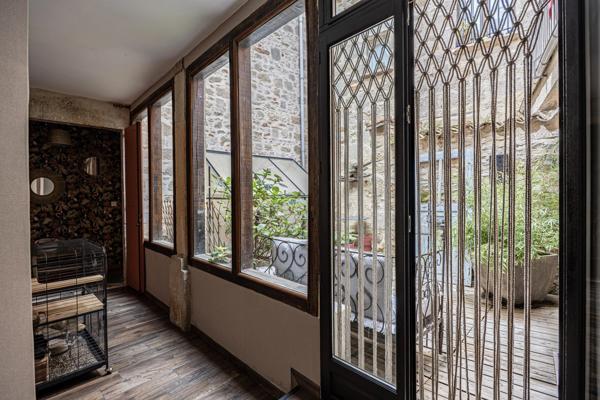Magnifique propriété rénovée de 3 chambres au cœur de la ville médiévale de Figeac !