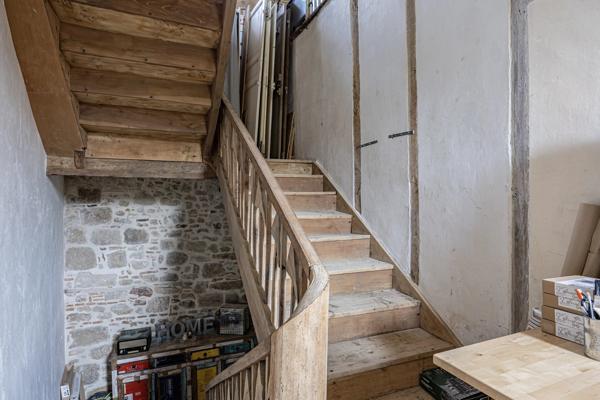 Magnifique propriété rénovée de 3 chambres au cœur de la ville médiévale de Figeac !