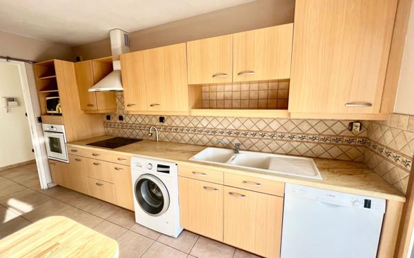 Appartement à vendre    3 pièces • 76,88 m2 Villeurbanne