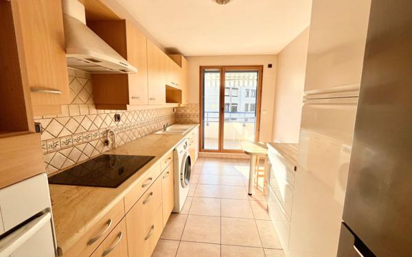 Appartement à vendre    3 pièces • 76,88 m2 Villeurbanne