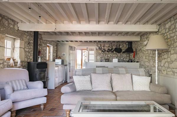 Belle propriété en pierre avec 2 piscines près d'Eymet et de Bergerac