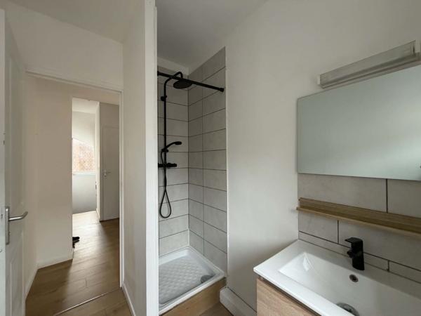 Maison mitoyenne 2 côtés à louer, 4 pièces - Caudry 59540