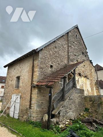 Maison de village à réhabiliter