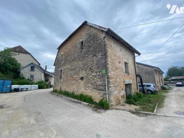 Maison de village à réhabiliter