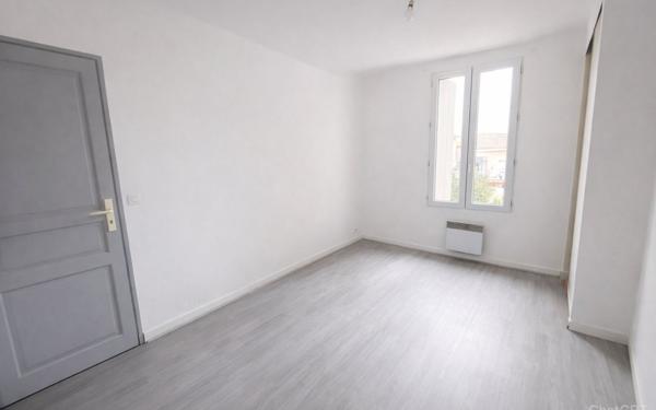 Appartement à louer    3 pièces •  Mèze