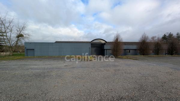 À vendre – Local d’activité/entrepôt 1460m2- Terrain 5738m2 - Proche RN12