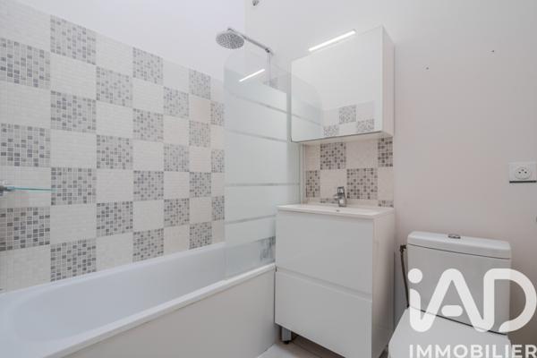 Maison à vendre 5 pièces 100 m² Saint-Thibault-des-Vignes