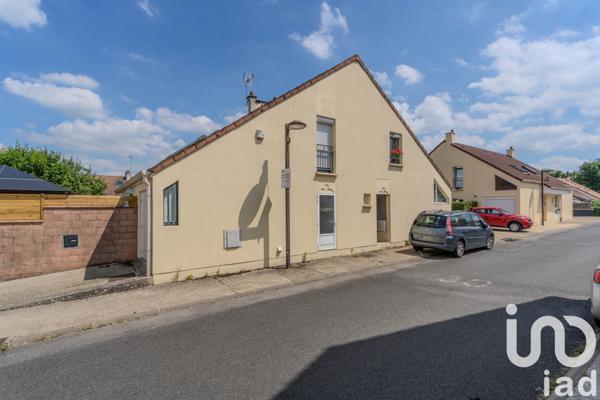 Maison à vendre 5 pièces 100 m² Saint-Thibault-des-Vignes