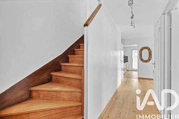 Maison à vendre 5 pièces 100 m² Saint-Thibault-des-Vignes