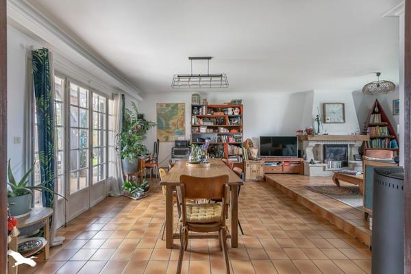 Maison à vendre |                                       Arès |                                        4 pièces  |  104 m²