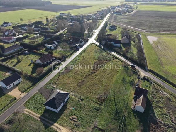 Terrain de 2 179 m²