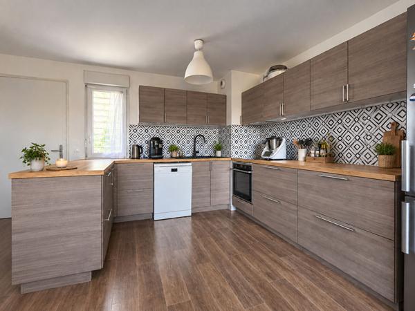Appartement Appartement Cenon 3 pièce(s) 60 m2 61 m²