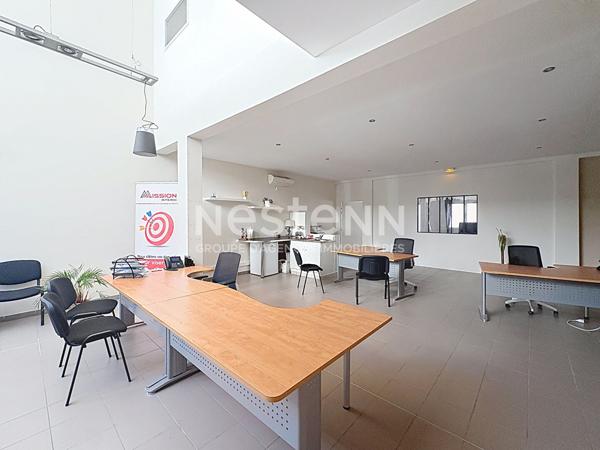 LOCAL COMMERCIAL (225 m²) EN PLEIN CENTRE DE SAINTE-SIGOLÈNE