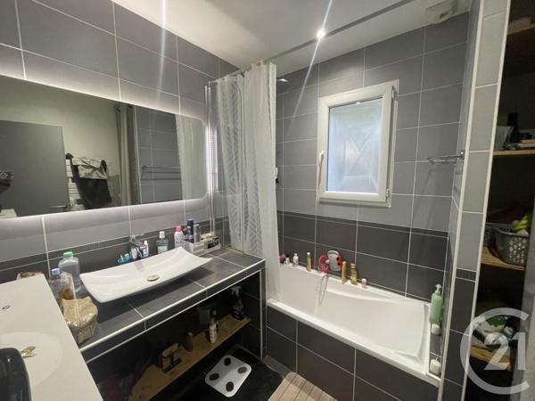 Maison à vendre  5 pièces - 97,67 m2 MONTPON MENESTEROL - 24