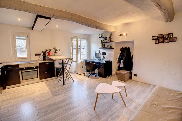 A VENDRE EN EXCLUSIVITÉ ! Studio Trans En Provence 28 m²