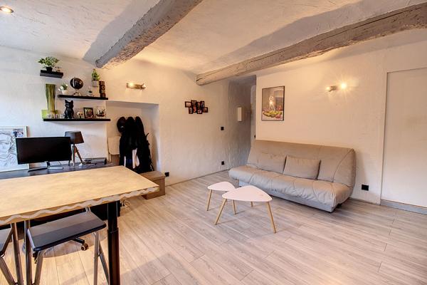 A VENDRE EN EXCLUSIVITÉ ! Studio Trans En Provence 28 m²