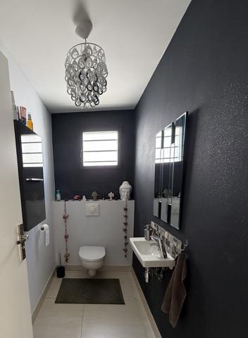 Maison contemporaine avec jardin