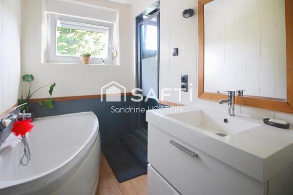 Jolie Maison libre 3 côtés de 136m2 hab