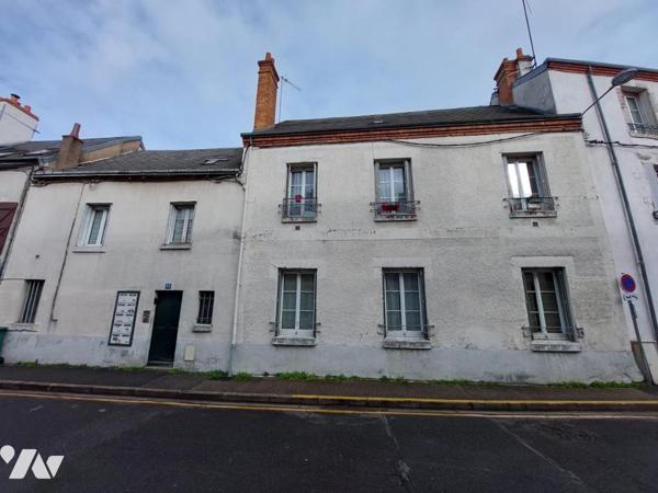 A deux pas, du Pont Royal F3,