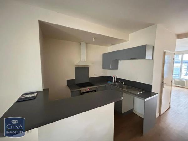 Appartement à louer 4 pièces 110m²