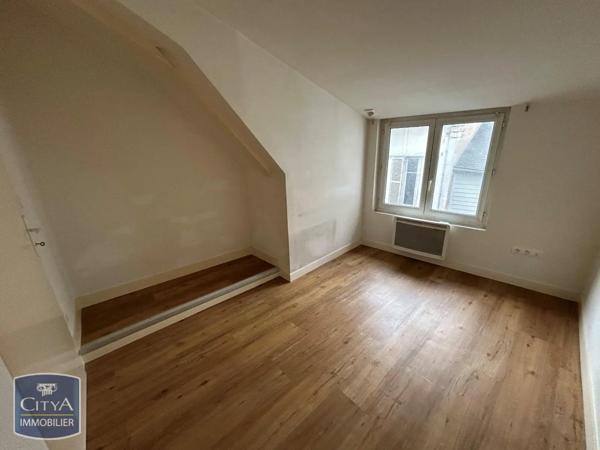 Appartement à louer 4 pièces 110m²