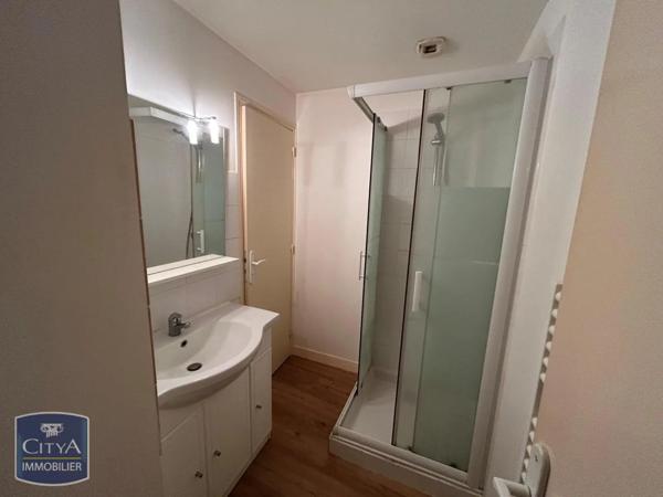 Appartement à louer 4 pièces 110m²