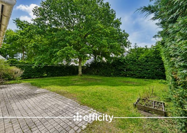 Maison
         6 pièces
        - 122 m² 360 000 € *