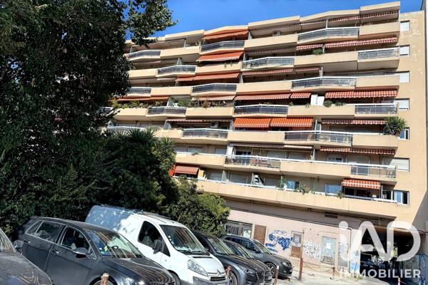 Appartement à vendre 4 pièces 106 m² Marseille 8