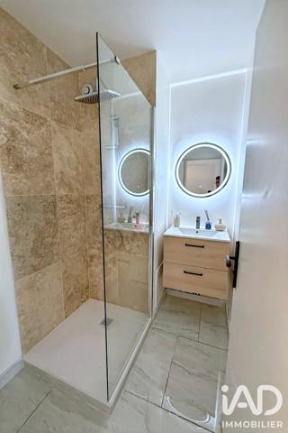 Appartement à vendre 4 pièces 106 m² Marseille 8