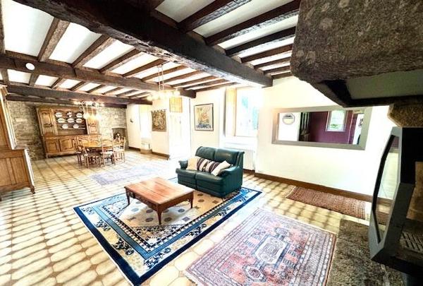 Havre de paix, un magnifique en semble en pierres sans à vis à vis