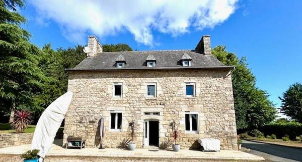 Havre de paix, un magnifique en semble en pierres sans à vis à vis