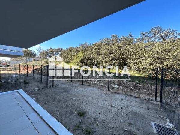 Location Appartement 2 pièces 35.2 m² - MONTAGNE DES CHEVRES Villeneuve Les Avignon 30400