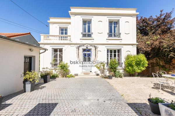 Maison de 297 m²