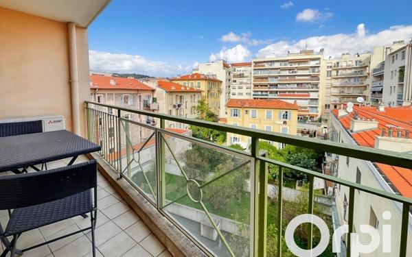 Appartement à vendre    3 pièces • 57 m2 Nice