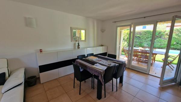 MAISON MEUBLEE T5 AVEC PISCINE PLAN-DE-CUQUES (13380)