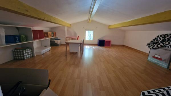 MAISON MEUBLEE T5 AVEC PISCINE PLAN-DE-CUQUES (13380)