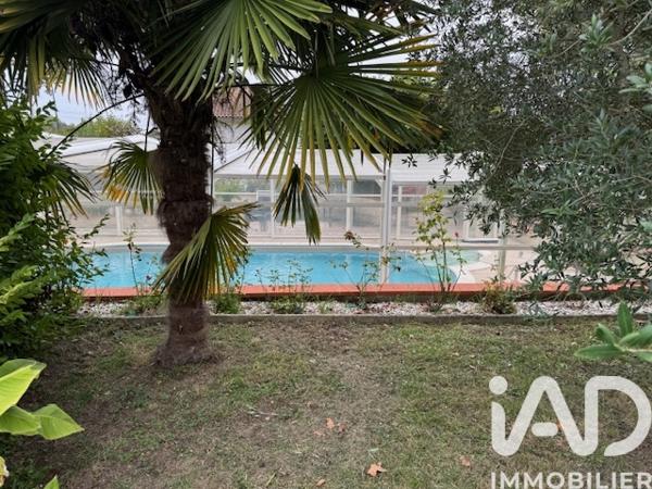 Maison à vendre 6 pièces 218 m² Moissac