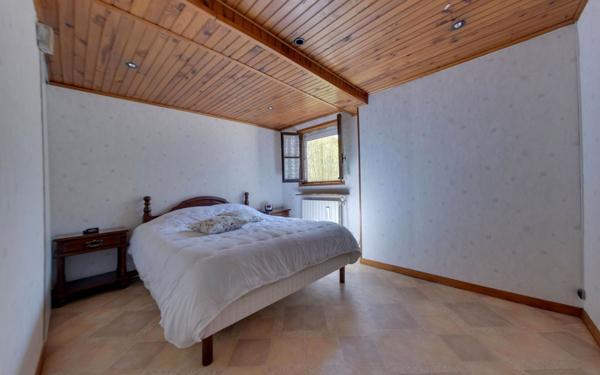 Maison à vendre    4 pièces • 85 m2 Le Blanc-Mesnil