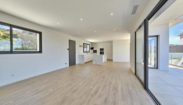 BASTELICACCIA Superbe villa récente Ajaccio (20000)